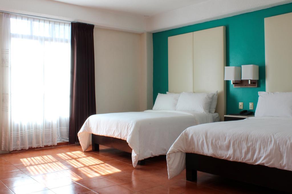 Hotel Santa Fe Tlatlauquitepec Exteriör bild